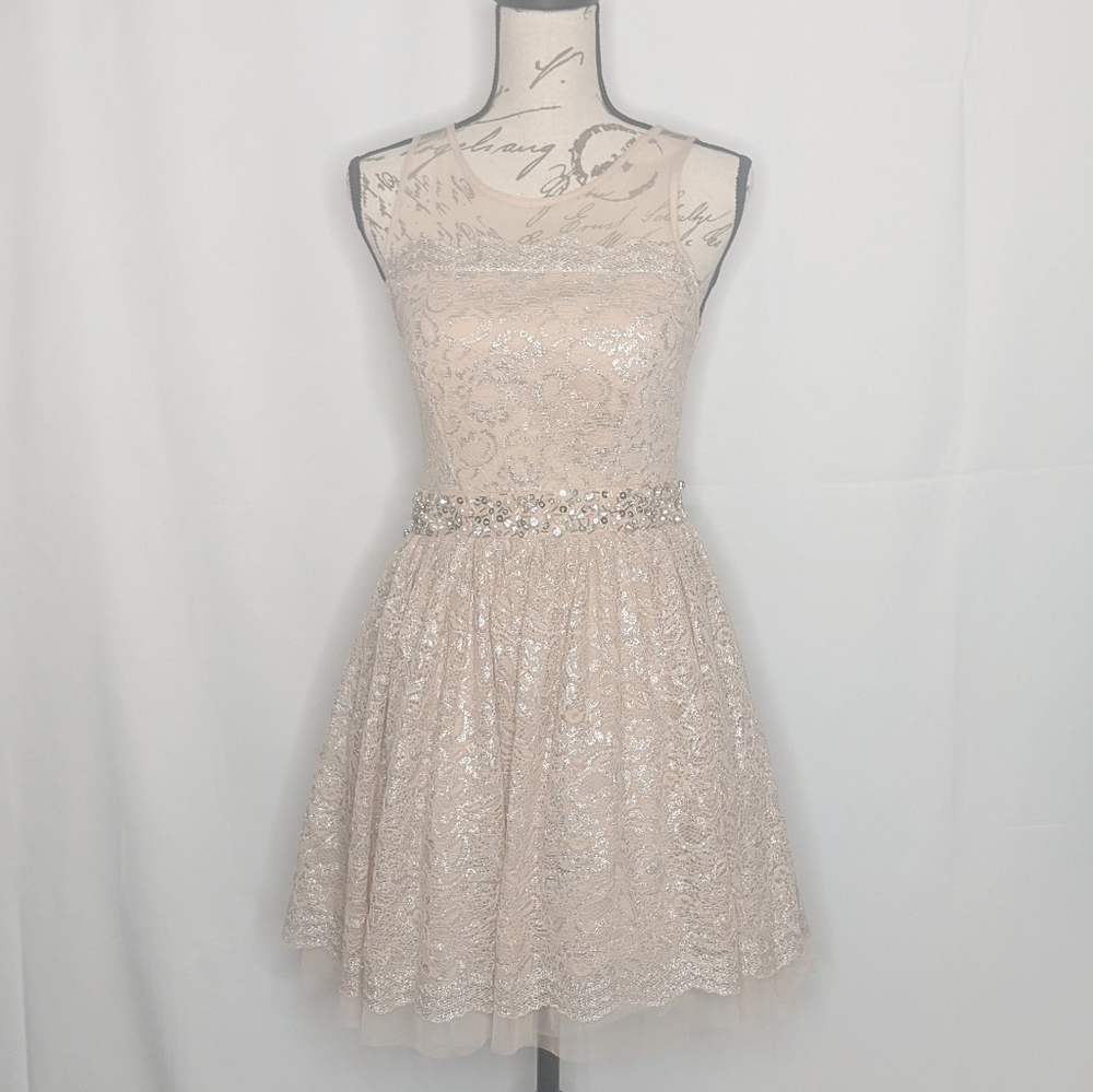 Sleeveless cocktail/homecoming/semi formal dress